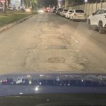 Дорожное полотно на дороге, по которому невозможно ехать.