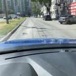 Яма на дороге Дыбенко от 3 проезда в сторону революционной
